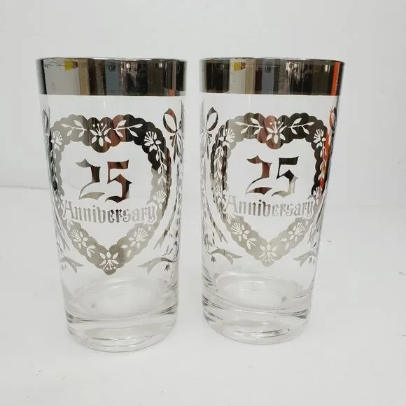 Vintage 25th anniversary glasses - Picture 2 of 7